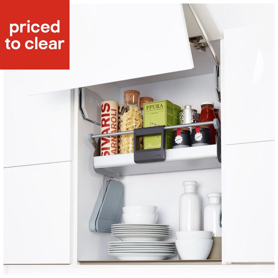 Выдвижной ящик на кухне для кофемашины