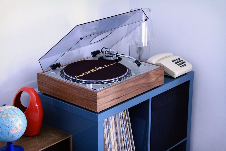 Подставки для винила из дерева