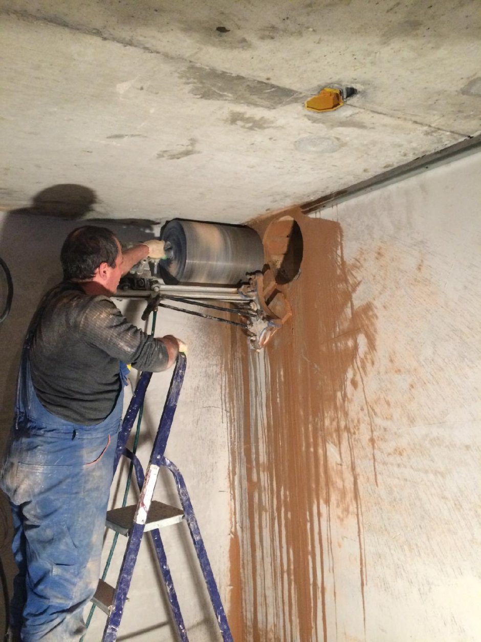 Алмазное бурение вентканал