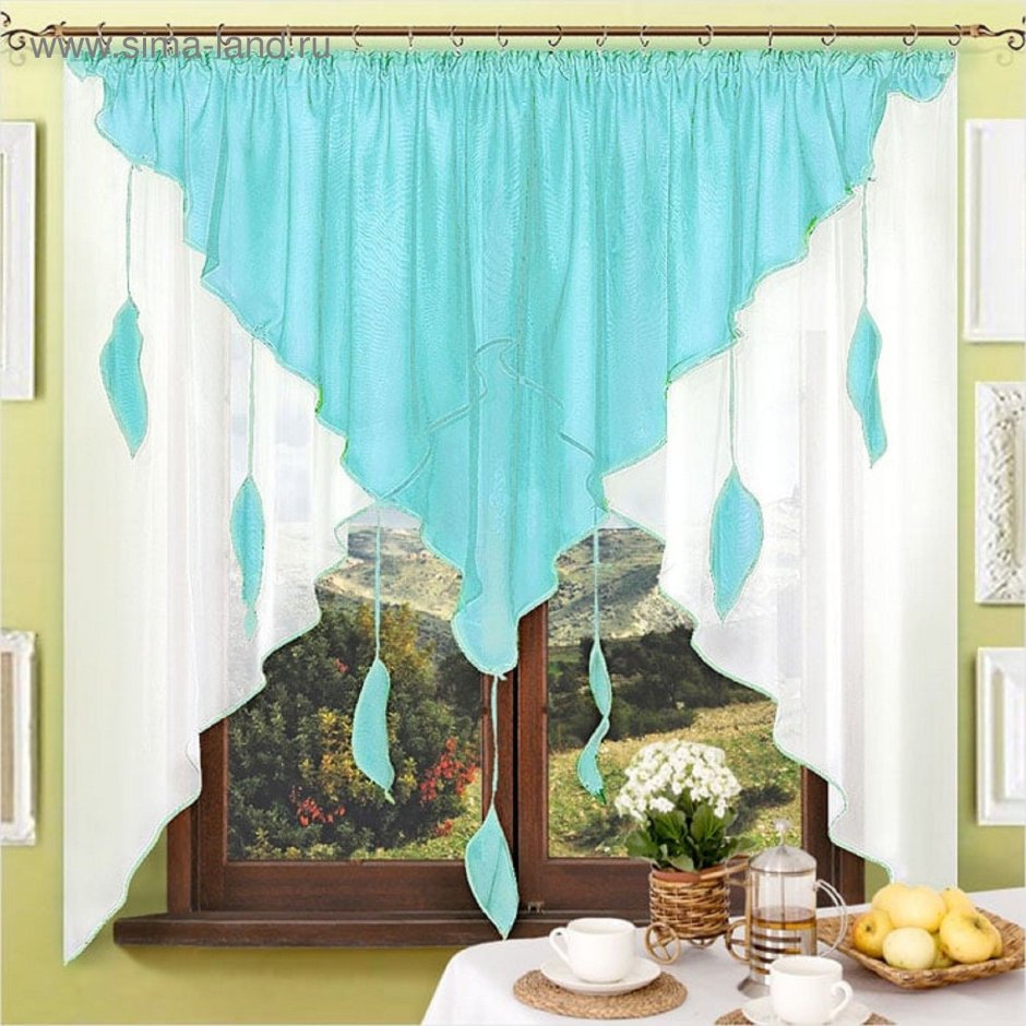 Кухонная занавеска из двух треугольников