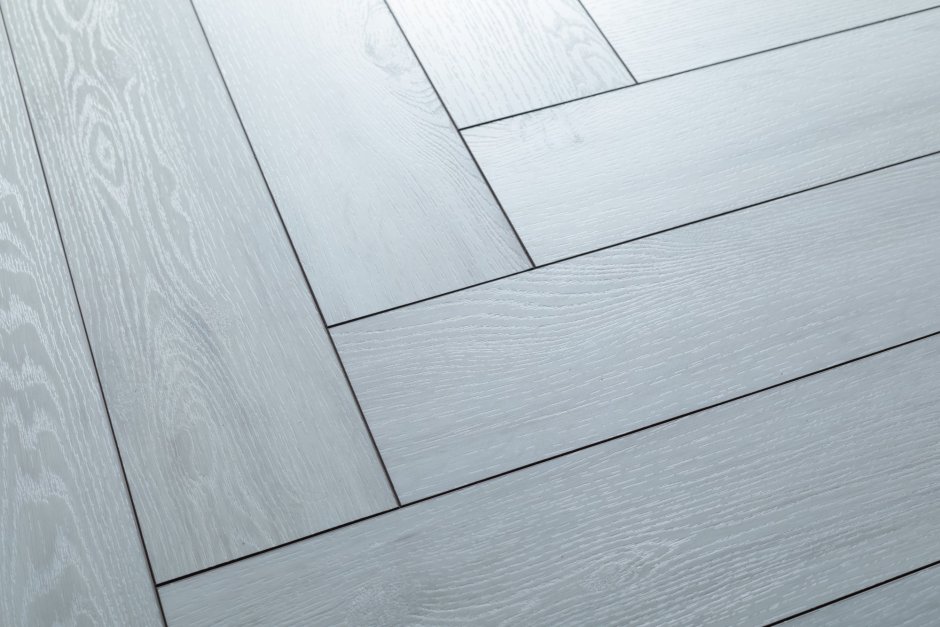 Комбинированная плитка на полу