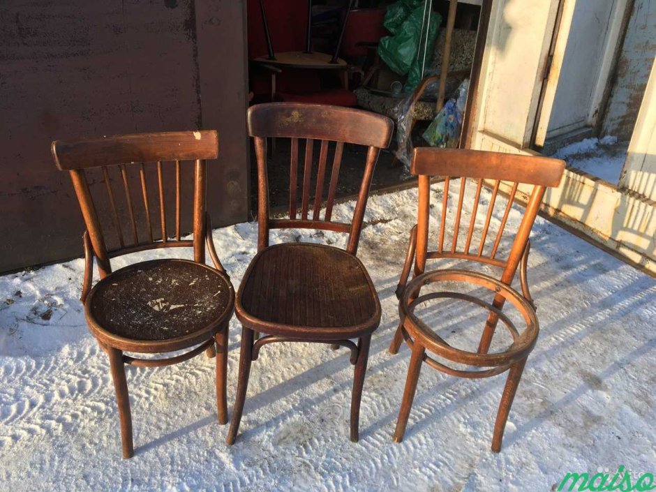 Старый стул