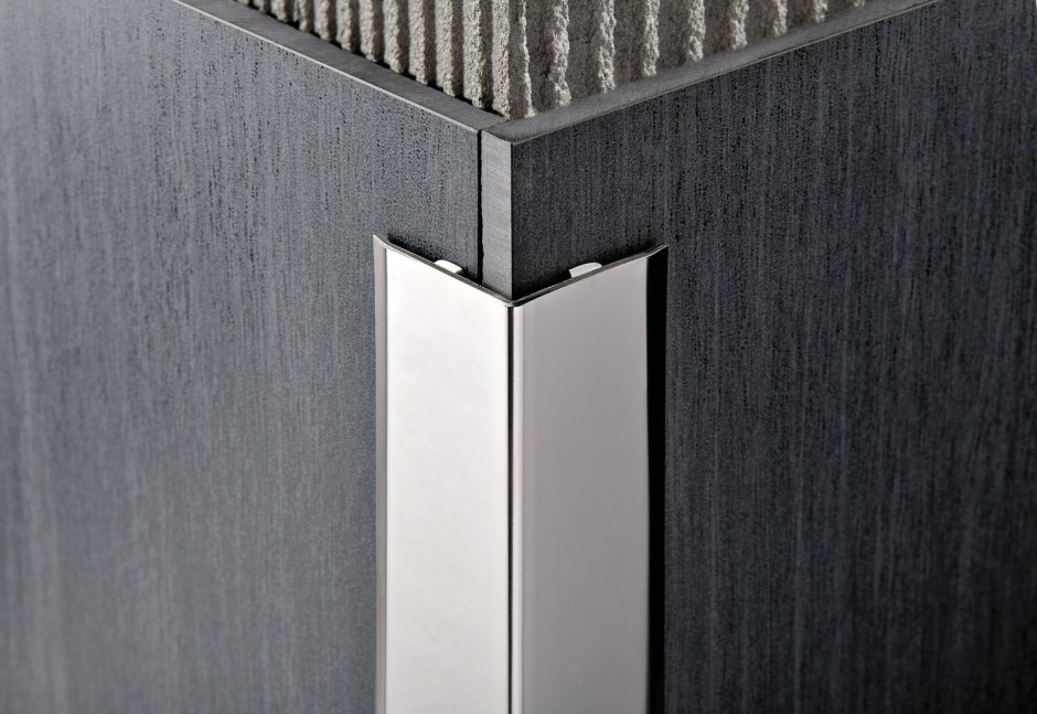 Металлические вставки для плитки на стену