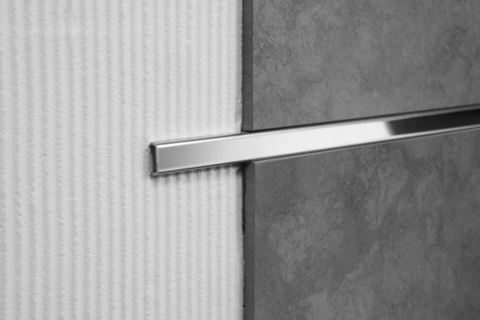 Уголки для плитки металлические