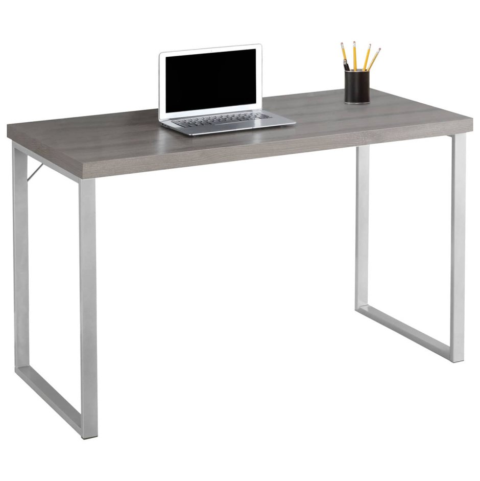 Письменный стол на металлических ножках