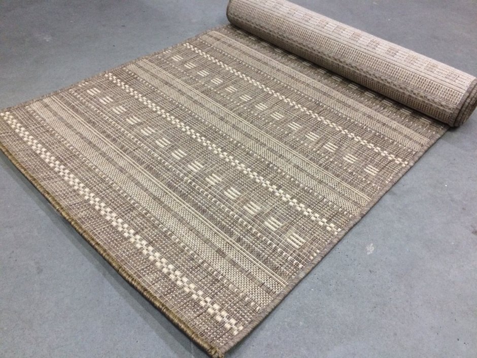 Ковер из рогожки
