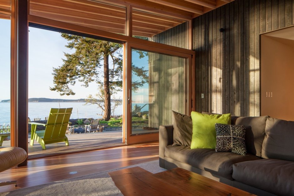 Гостиная с террасой в доме