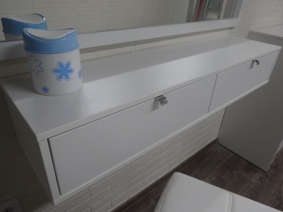 Тумба с вкладными фасадами