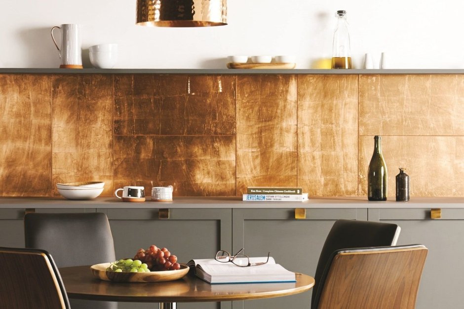 Латунь в интерьере