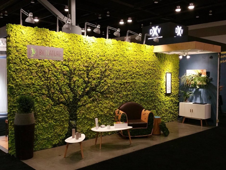 Искусственный газон на стене