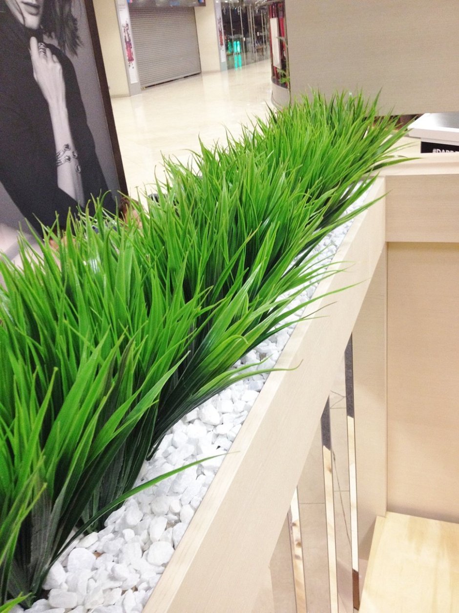 Искусственная трава на балконе