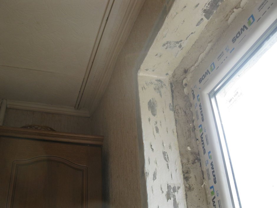 Обои на откосах