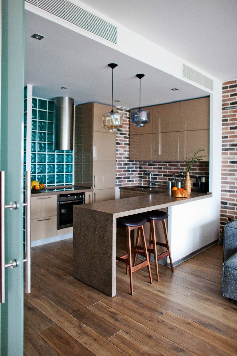 Кухня лофт угловая маленькая