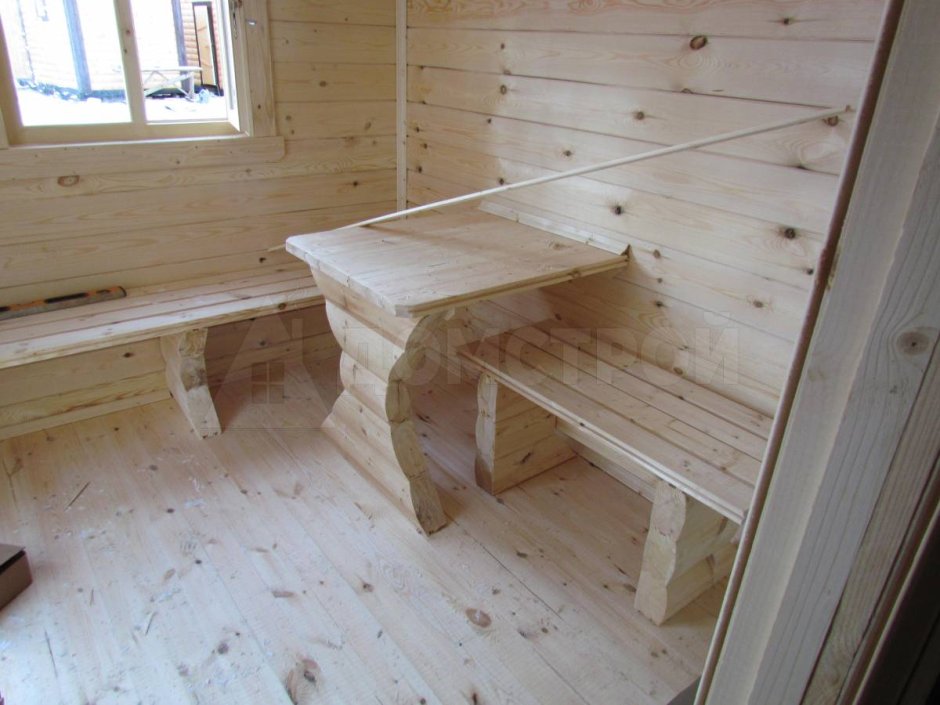 Стол и лавочки в предбанник
