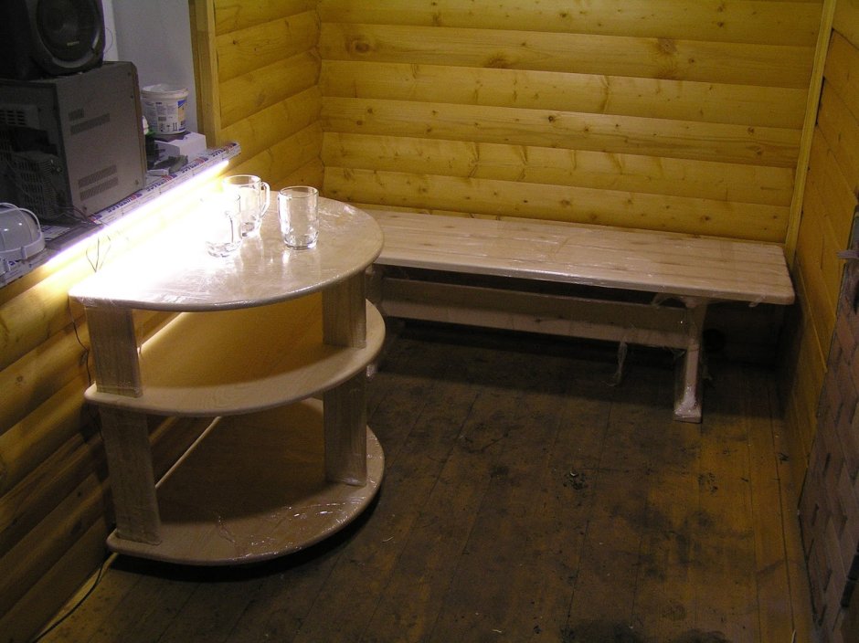 Откидной столик в баню