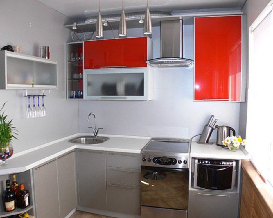 Угловая кухня хрущевка 5кв м