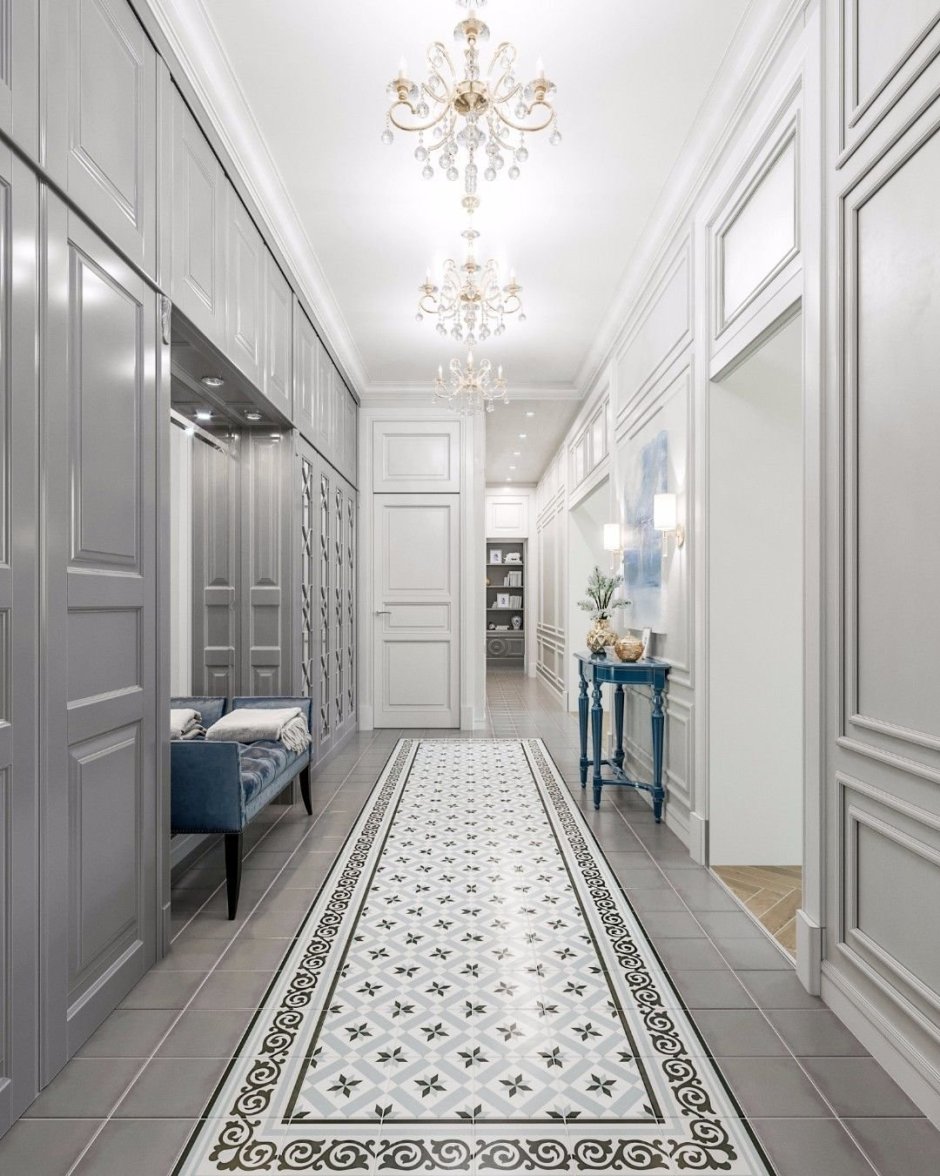 Прихожая в неоклассическом стиле