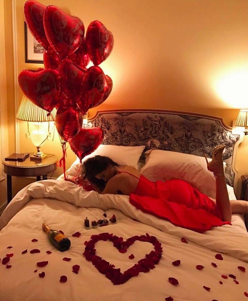 Романтика в комнате