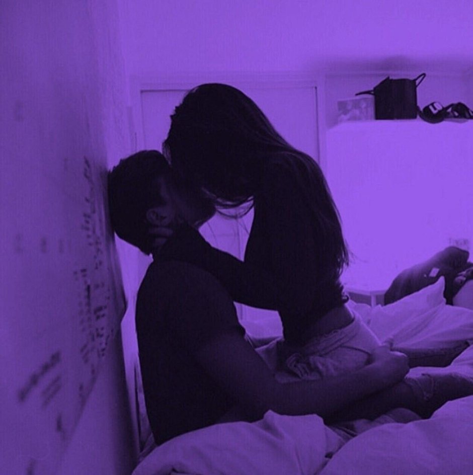 Парень с девушкой эстеькиатика