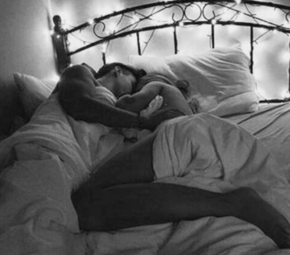 Уютная кровать