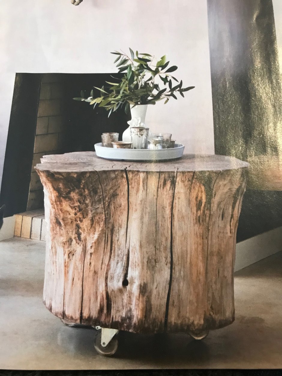 Стол из пенька