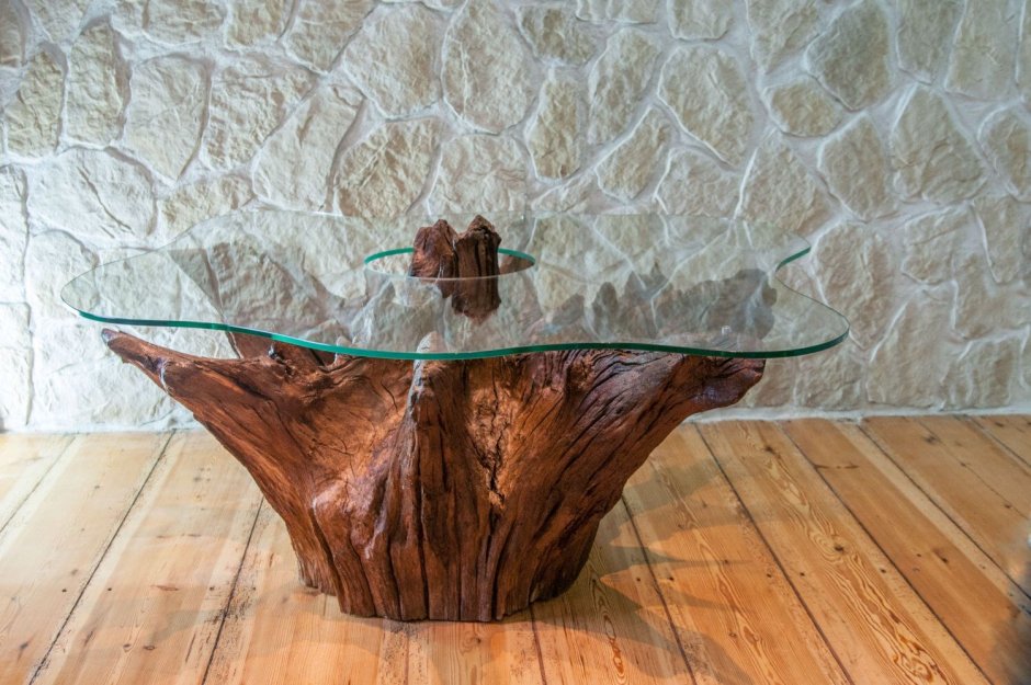 Журнальный столик из пня
