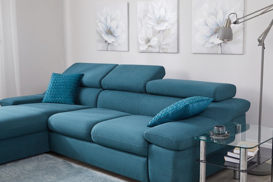 Диван в интерьере