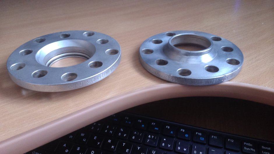 Столешница Stone из искусственного камня v 900b