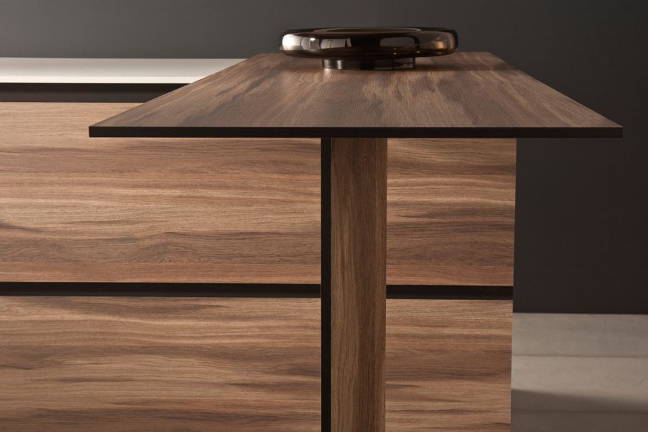 Тонкая столешница