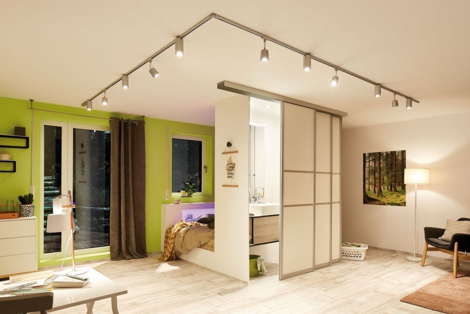 Подвесные светильники в коридоре