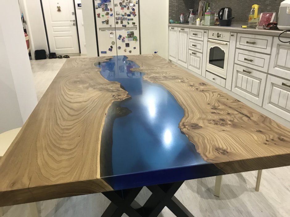 Столешница из эпоксидной смолы