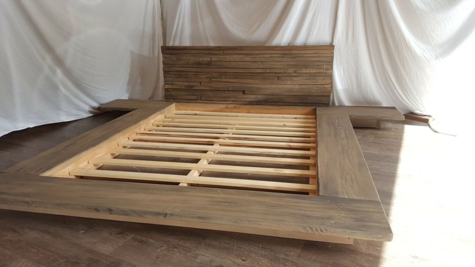 Деревянное основание для кровати
