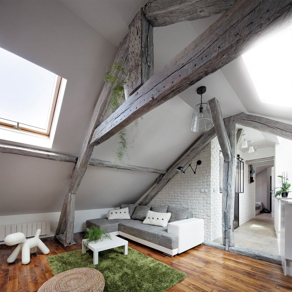 Сара Ричардсон мансарда