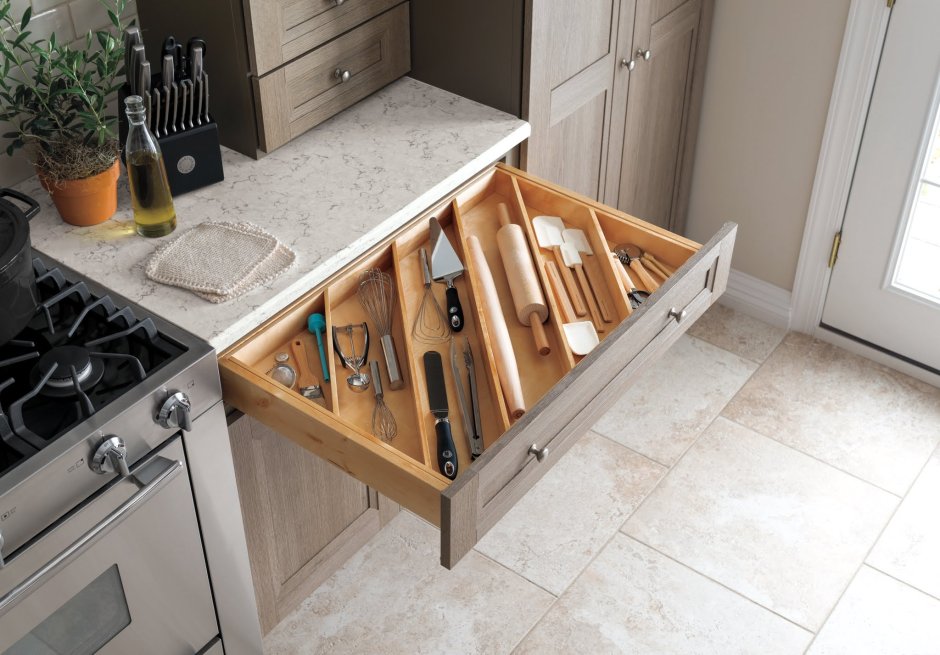 Кухонная столешница с ящиками