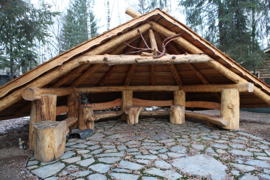 Беседки из крупного бревна