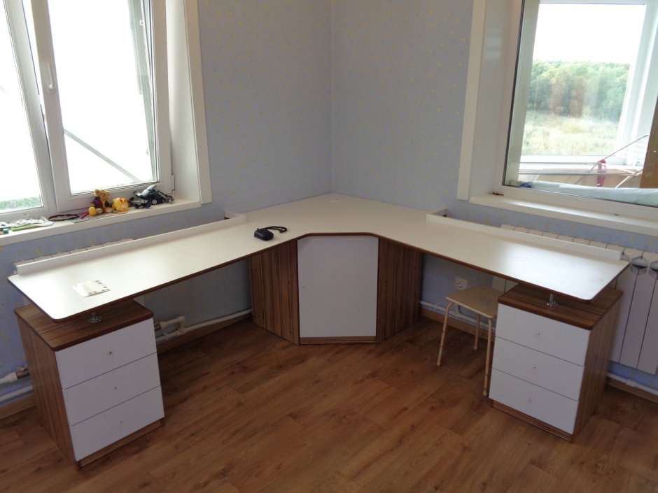 Стол у окна для двоих детей икеа