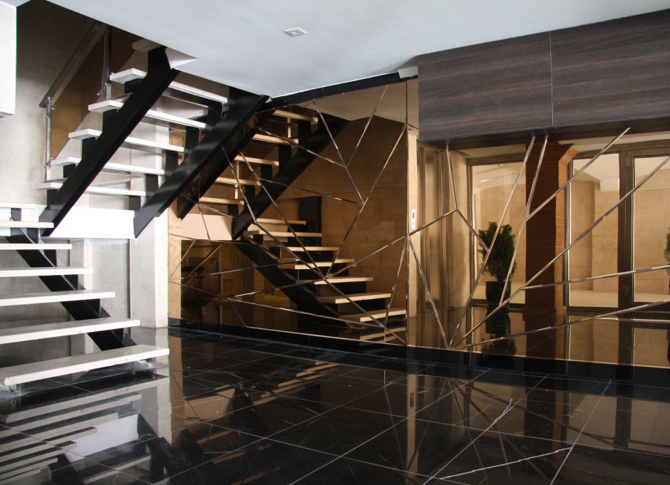 Лестницы в общественных зданиях