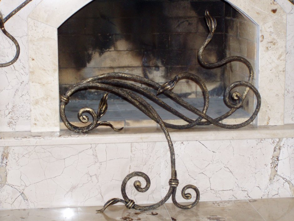 Художественная ковка камин