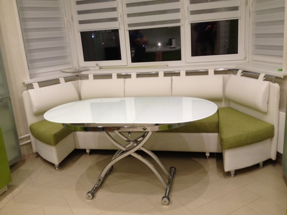 Кухонный уголок для маленькой кухни