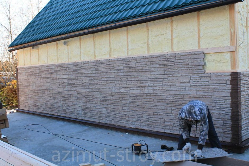 Отделка цоколя гаража снаружи