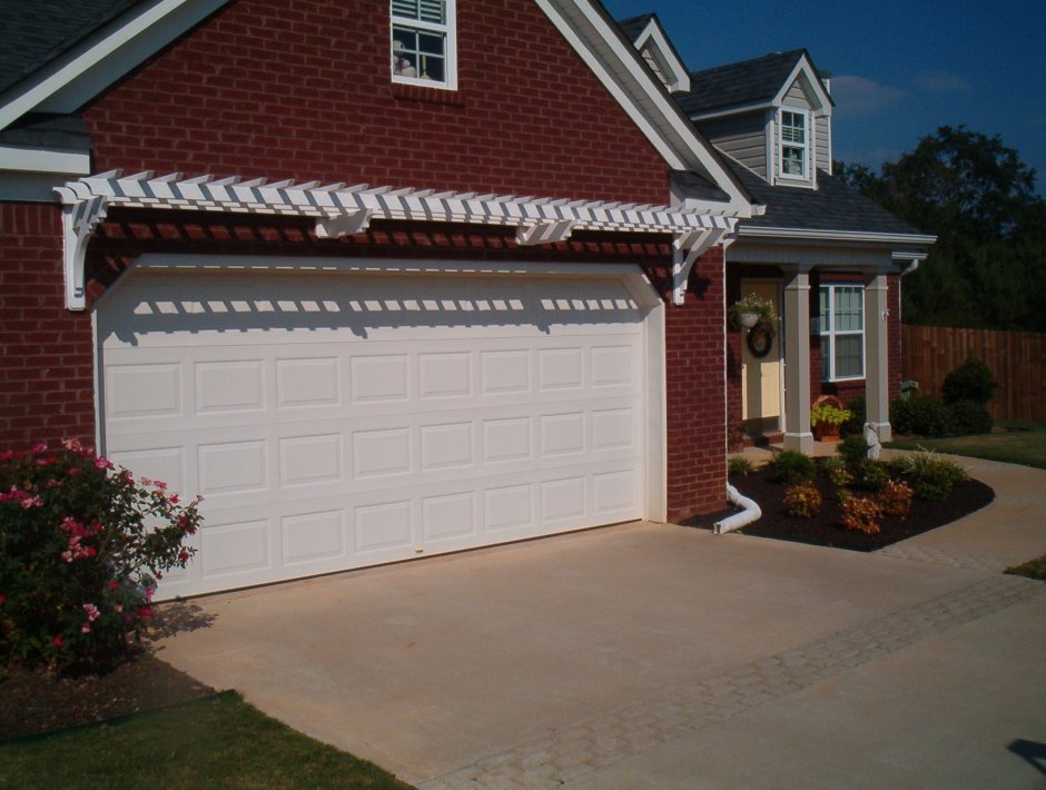 Отделка гаража сайдингом