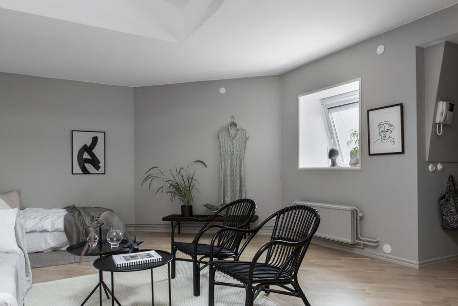 Потолочный плинтус лофт