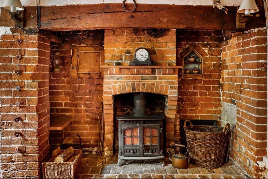 Кухня в деревенском стиле в квартире