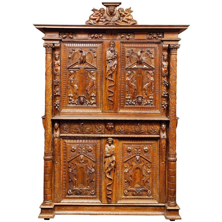 Итальянский шкаф креденца эпохи Возрождения
