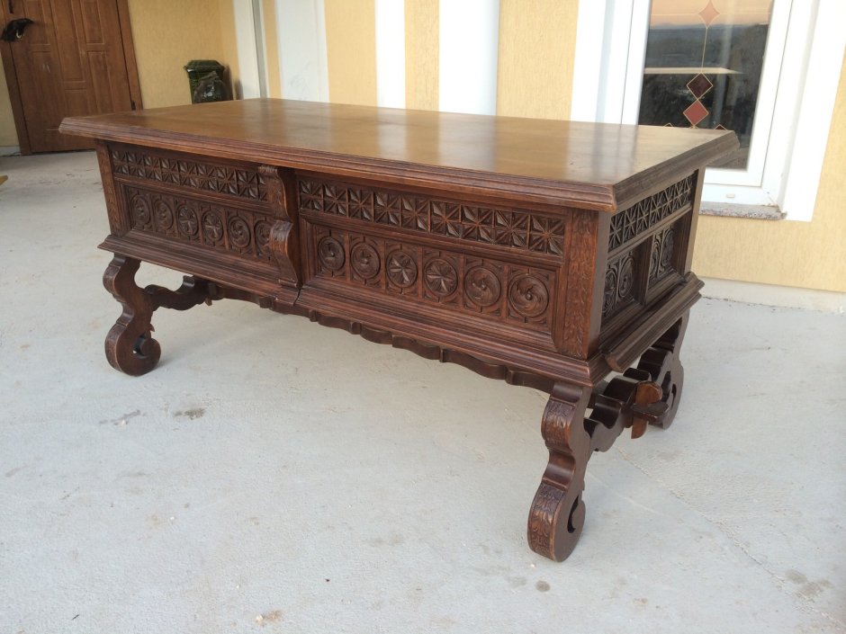 Мебель Ренессанса сундук Италия