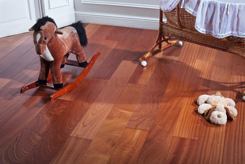 Ламинат Red Mahogany