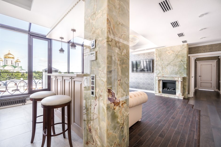 Колонны мраморные Оникс