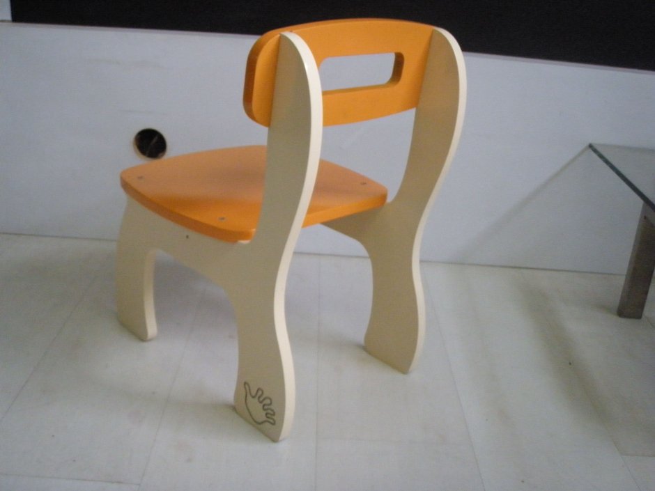 Стульчик детский фанера