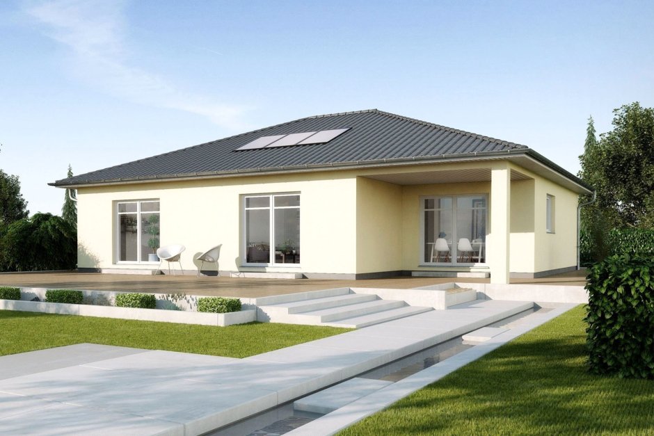 Фасады одноэтажных домов с вальмовой крышей