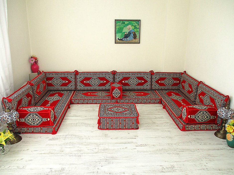 Диван в Восточном стиле